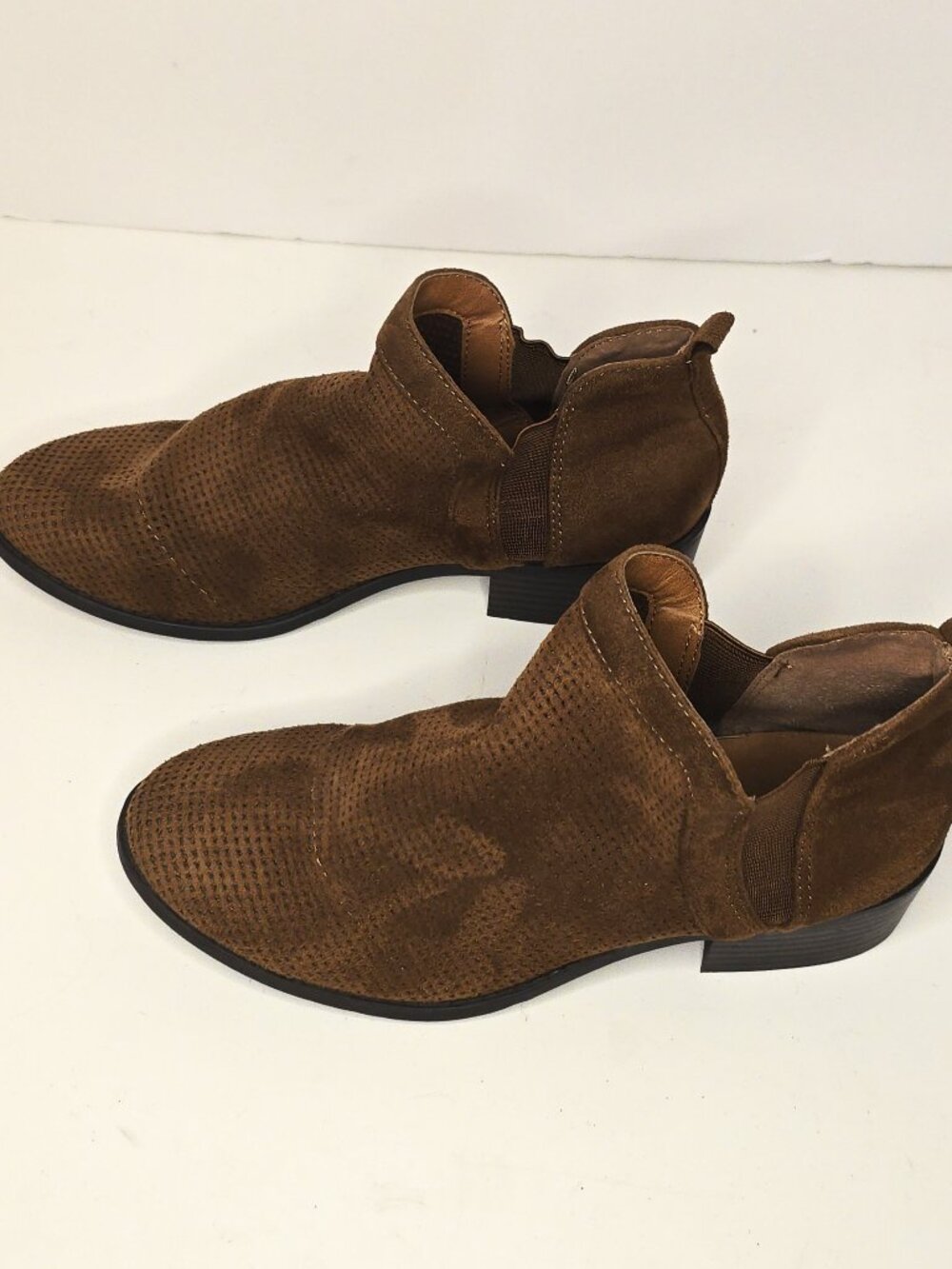 City Classified Womens Shoes Size 6.5 Brown Faux Suede Mesh Elastic Slip-on Boot